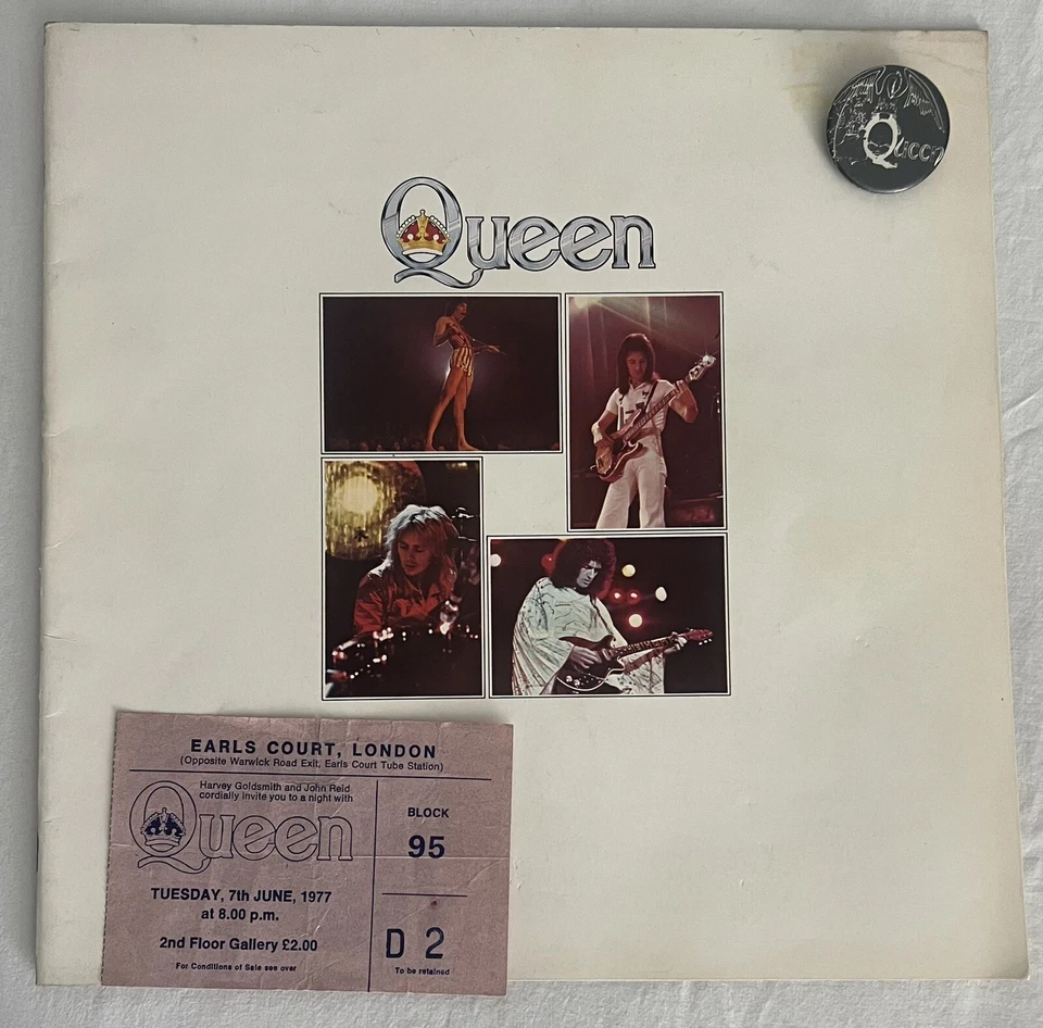 QUEEN - 1977 ORIGINAL TOUR PROGRAMME WITH ORIGINAL TICKET AND BUTTON BADGE - Image 1 of 4