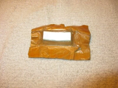 NOS Mopar 1968 克莱斯勒 300 上尾面板成型帽 — 第 1/2 张图片