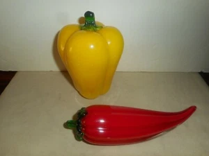 Vintage Blown Glass Red Chili Pepper Yellow Bell Peppers Lot Made in ITALY - Picture 1 of 12
