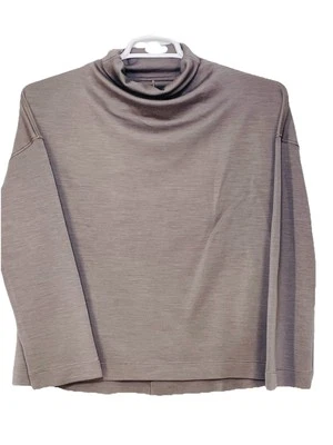 Suéter Lululemon Bailarina Principal Roca Lunar Cuello Embudo Lana Merino Mediano-Grande Foto 1 de 4