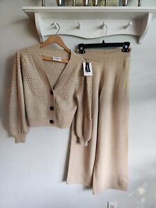 Callahan Knitware Beige Sweater Set XS