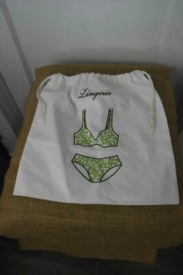 Bolso Lencería Algodón Cordón Blanco con Lencería Bordada Verde Foto 1 de 4