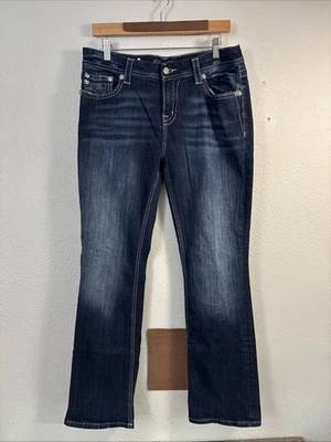 "Bota Miss Me Jeans Curvy tiro medio lavado oscuro estrás adornada brillante 31x33""" Foto 1 de 4