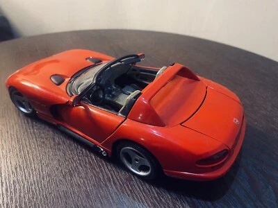 DODGE VIPER RT/10 BBURAGO 3025 SCALA 1:18 BURAGO MODELLINO STATICO EPOCA - Immagine 1 di 4