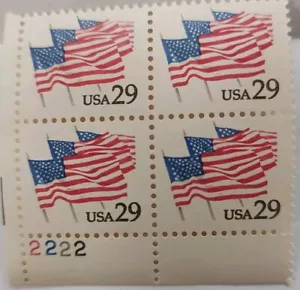Scott #2531 29 Cent...Drei Flaggen... Plattenblock - Bild 1 von 2