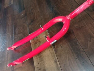 GT 1 1/8" Threaded Rigid Steel 26" MTB Fork - Picture 1 of 7