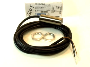NIB Telemecanique XS118BLPBL2 Inductive Proximity Switch:  PNP, Sn=5mm, 2m Cable - Picture 1 of 6
