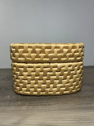 Vintage Boho Chic Rattan  Set of 6 Coaster’s with lidded basket Cover