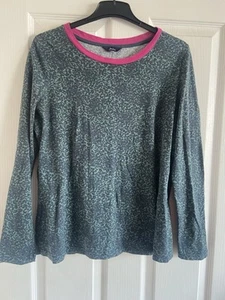 Joules Green Animal Print Long Sleeved Top Size 14 - Picture 1 of 3