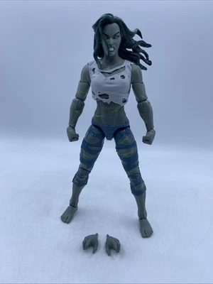 漫威传奇她浩克灰色 6 英寸可动人偶绿巨人超级 Skrull Wave — 第 1/4 张图片