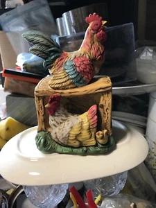 Linchmere Cockerel and Hen Figurine. - Picture 1 of 6