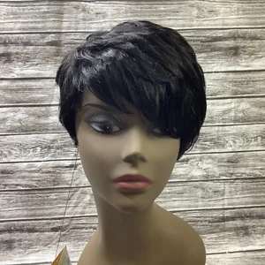 Tommy Girl #1B Off Black Short Synthetic Wig Adjustable - Picture 1 of 6