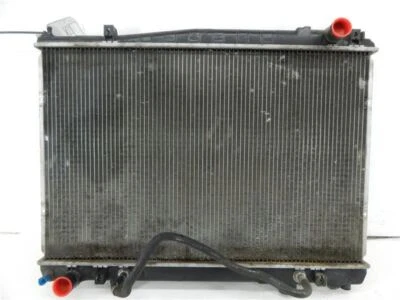 Оригинальный передний радиатор охлаждения в сборе для Infiniti M45 03–04 годов выпуска - Изображение 1 из 4