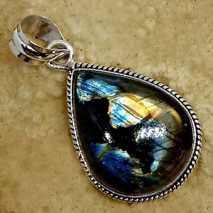 Labradorite Gemstone 925 Sterling Silver Handmade Pendant Jewelry 1 3/4'' - Picture 1 of 7