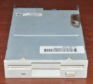 Vintage Teac FD-235HG 3.5" Floppy Disk Drive 19307773-25 - Picture 1 of 3