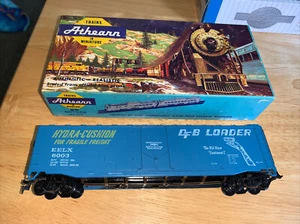 Athearn HO Gauge Kit 5277 EELX Evans Equip 50' Plug Door Boxcar LN - Picture 1 of 8