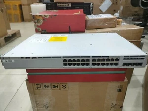C9200L-24P-4G-A Cisco 9200L 24-port PoE+ 370W, 4 x 1G, Network Advantage - Picture 1 of 4
