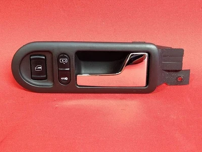 Manija de puerta interior cromada VW Volkswagen 1998-2005 sedán delantero izquierdo conductor Foto 1 de 4