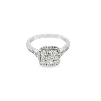Ladies 9ct White Gold Diamond Cluster Ring - 0.62ct - Image 1 of 4
