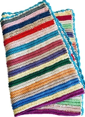 MANTA BEBÉ GANCHILLO AFGANA Lap Granny 31”x 46” borde vieira rayas pastel. Foto 1 de 4