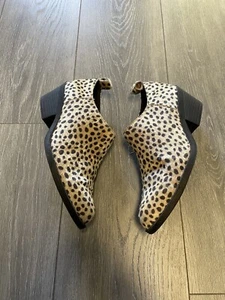 DIVIDED BY H&M 6M LEOPARD SUEDE HEELS TAN/BROWN/RUST - Picture 1 of 8