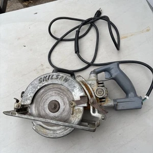 SkilSaw 77 Professional  Worm Drive 7-1/4" Circular Saw Made In USA. Works Great - Picture 1 of 12