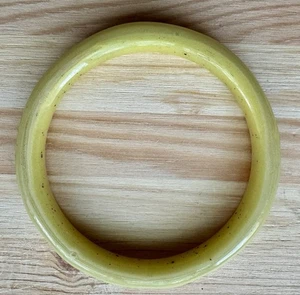 "Brazalete brazalete vintage de vidrio amarillo de 7,25"""  - Imagen 1 de 3