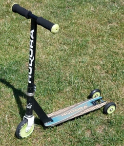 HUDORA Evolution Boy Scooter, schwarz - Bild 1 von 3