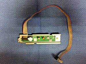 Panel de control LED Dell PowerEdge 2600 interruptor de alimentación y cable 5868T CN-0K0227 - Imagen 1 de 4