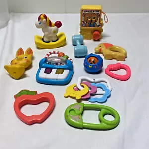 Lotto 11 giocattoli vintage per bambini radio a sonaglio Fisher Price Shelcore Buddy - Foto 1 di 9