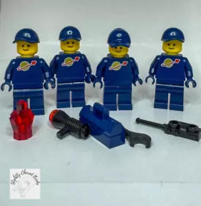 New - LEGO Dark Blue Torso Classic Spaceman Minifigures w/parts (Lego Store BAM) - Picture 1 of 3
