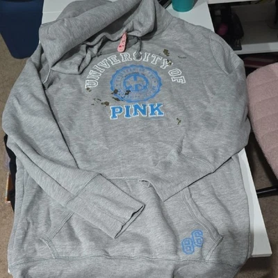 Sudadera con Capucha Larga VS Rosa Nueva con Etiquetas Diseño Dorado Medio Foto 1 de 3