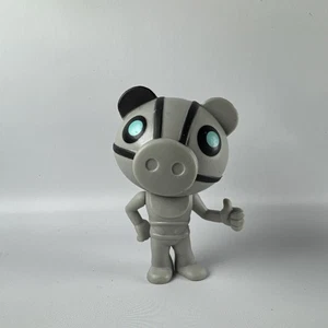 Roblox, Piggy Spiel, Robby Piggy - Bild 1 von 6