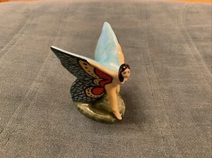 Carlton Ware Yellow Butterfly Girl Art Deco Style Wings 7.5 cm High - Picture 1 of 5