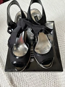 White House Black Market Tipton Women’s Shoe Size 9 - Picture 1 of 11