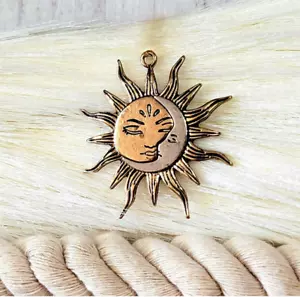 Celestial Sun & Moon Pendant Metal Necklace Jewelry Gift For Women Girls - Picture 1 of 5
