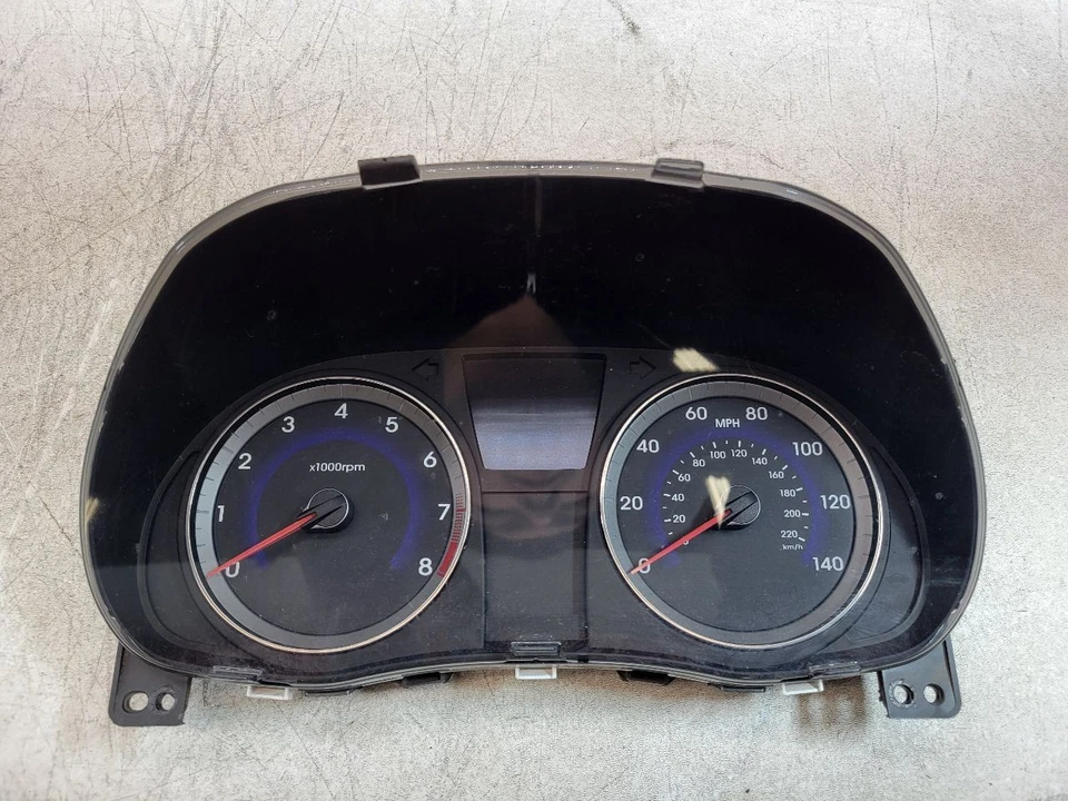 Hyundai Accent 2012 2013 2014 velocímetro odómetro cúmulo de cabeza 940011R015 Foto 1 de 4