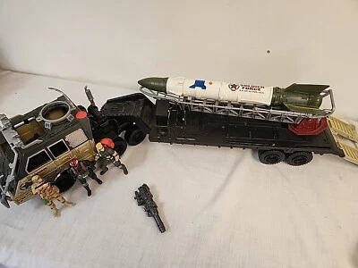 Bonecos Chap Mei Soldier Force foguete míssil/luzes e som com caminhão de transporte - Imagem 1 de 4