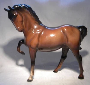 CABEZA DE CABALLO BESWICK BAY PIERNA ESCONDIDA 1549 (BH15) - Imagen 1 de 6