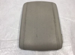 2003-2006 ESCALADE YUKON DENALI CENTER CONSOLE ARMREST ARM REST LID BEIGE 03-06 - Bild 1 von 5