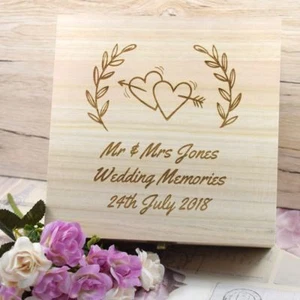 Personalisierte, Mr & Mrs Hochzeit Andenkenbox - Erinnerungsbox mit Gravur, Hochzeitsgeschenke - Bild 1 von 4