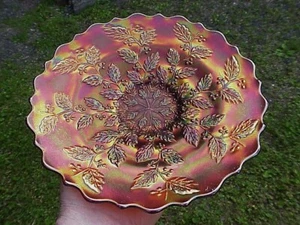 SENSATIONAL Red Iridescent Luster Fenton Carnival Glass HOLLY 9¾" Amethyst Plate - Picture 1 of 11