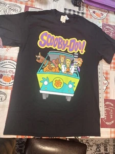 Scooby-Doo Medium Black T-Shirt Scooby Doo & The Gang Size M ~ T Shirt - Picture 1 of 2