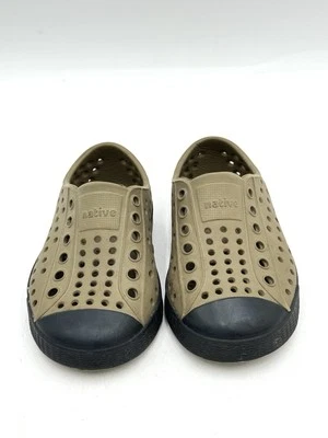 Native Jefferson Slip On Shoes Size C6 Child / Toddler size 6 - Imagem 1 de 4