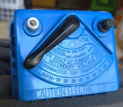 Transformador Lionel Trainmaster 4150 50 vatios con reversa Foto 1 de 4