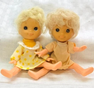 Pair of Small Vintage Toddler dolls - Blonde in original clothes - 5 1/4" - Picture 1 of 6