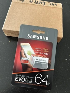 Carte mémoire Samsung MicroSDXC EVO Plus avec adaptateur 64 Go - Photo 1 sur 2
