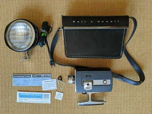Bell & Howell Focus-Matic AutoLoad movie camera Model 435 w Leather Case & Light - Picture 1 of 5