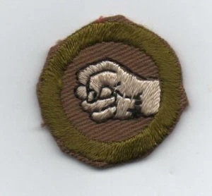 Distintivo al merito dello sviluppo fisico, tipo A (1911-1933), tagliato e crimpato a mano - Foto 1 di 2