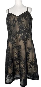 City Chic Women’s Black Lace Dress Size 22 Straps Elegant Date Wedding Cocktail - Picture 1 of 13